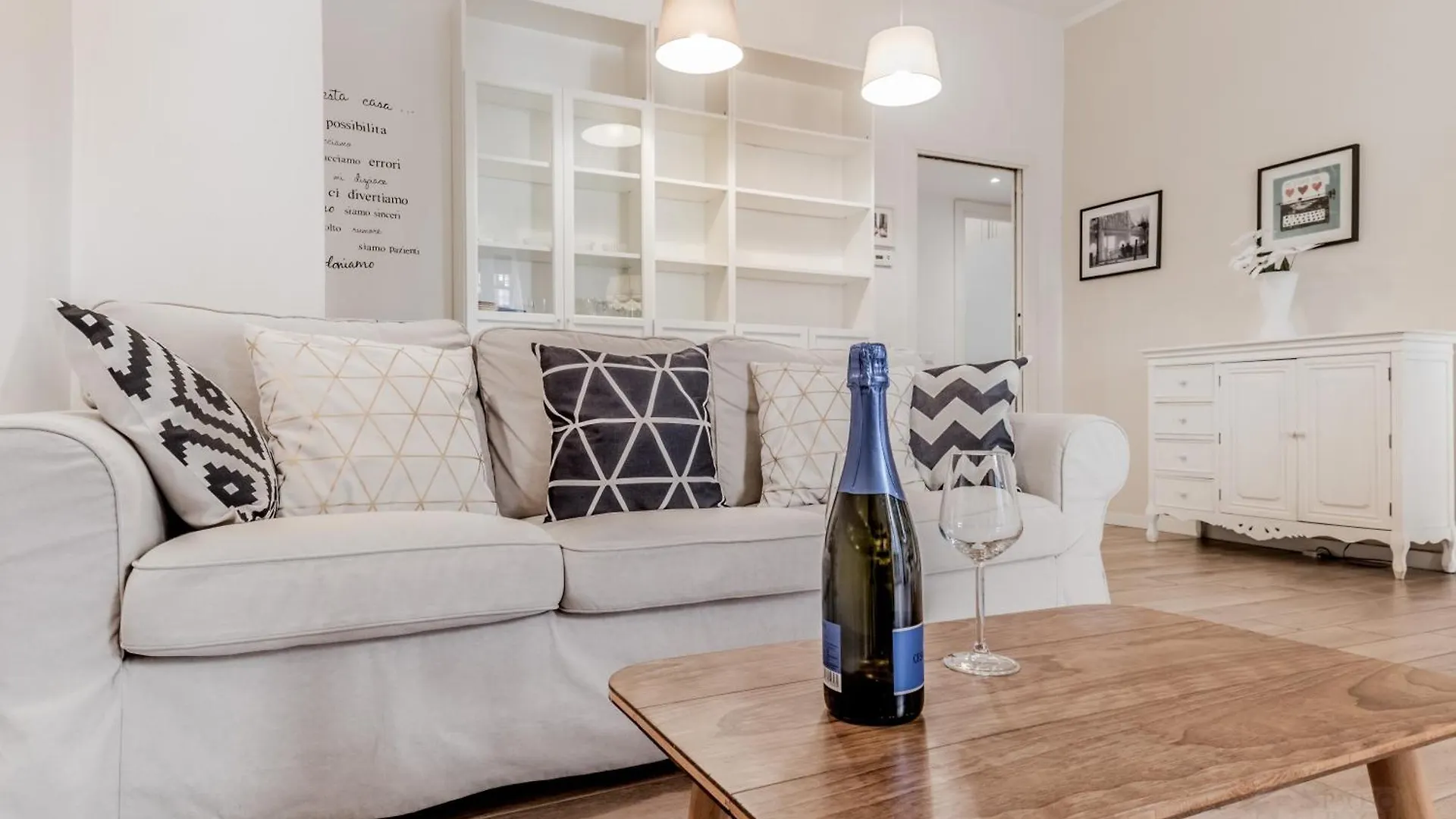 Apartment Metro Battistini Appartamento Elegante Rome