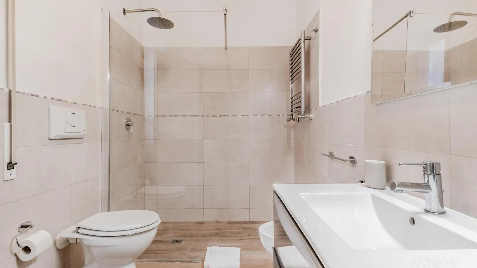 Metro Battistini Appartamento Elegante Рим 0*,  Италия