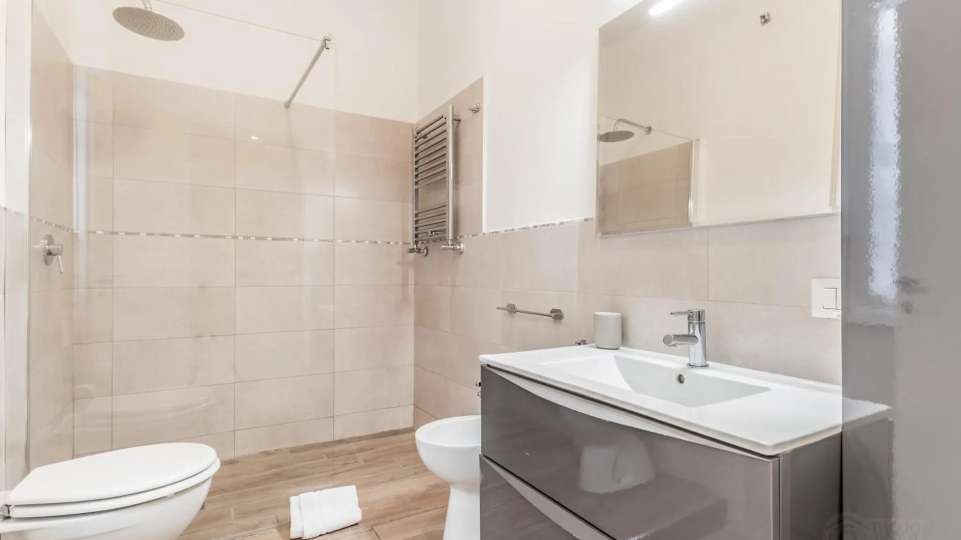 Metro Battistini Appartamento Elegante Рим Италия
